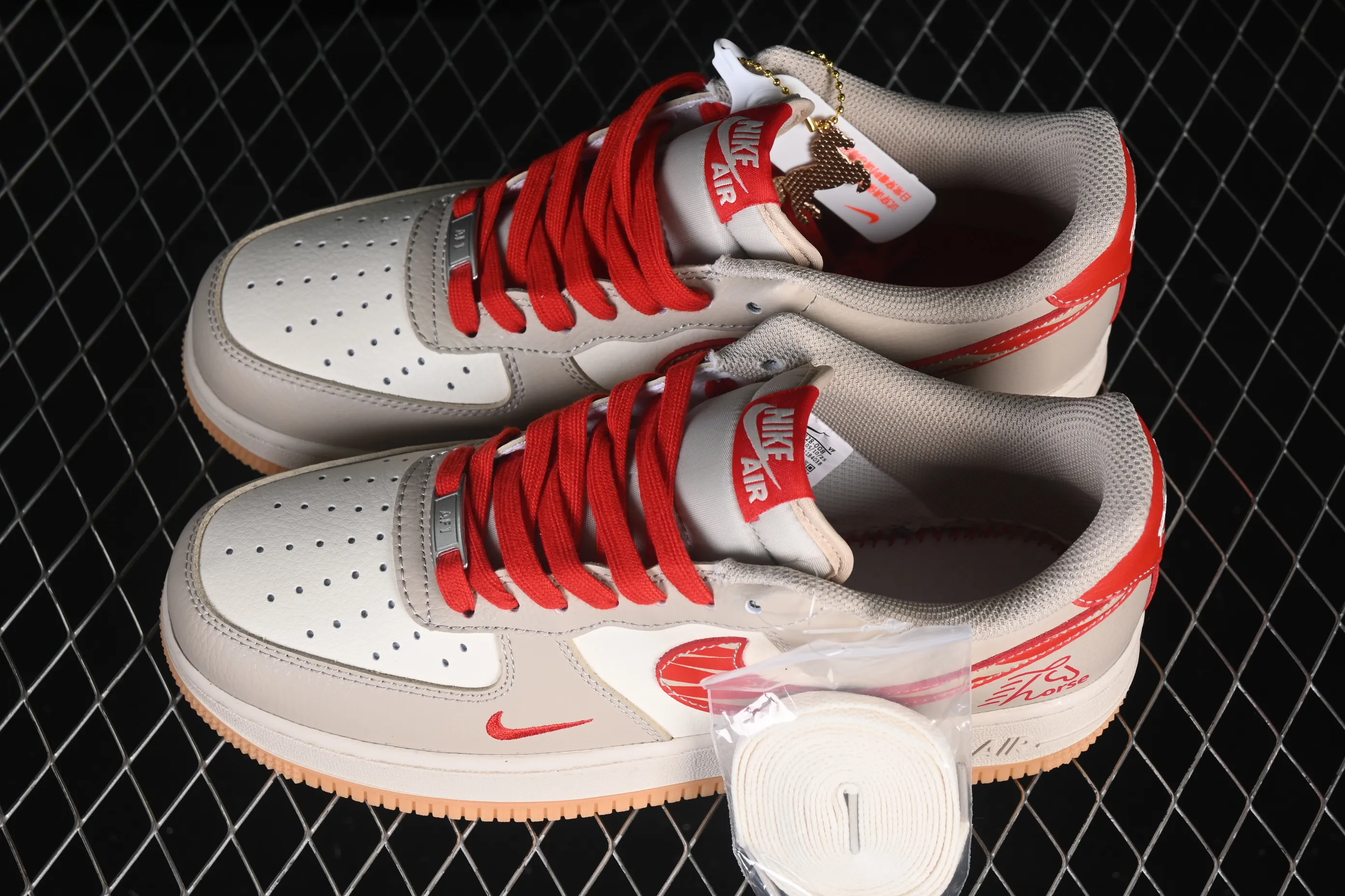 All Categories Nk Air Force 1 Air Force Series Nk Air Force 1 Low Air Force Low Nike Air Force 1'07 Low Year of the Horse Limited Khaki Air Force One Low Casual Shoes XD0028-008